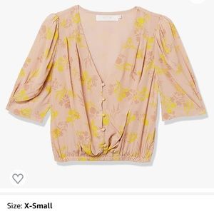 Astr cropped top size Small.